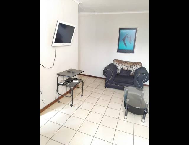 5 BEDROOM APARTMENT FOR SALE IN SUNNYSIDE